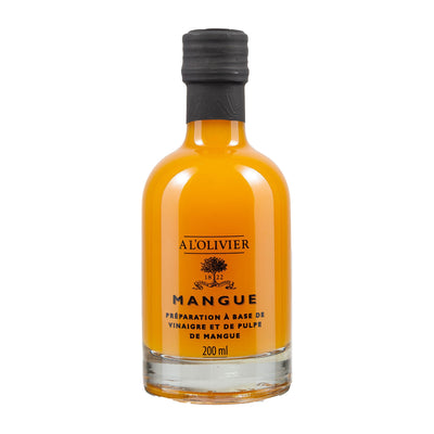 Mango vinegar with fruit pulp