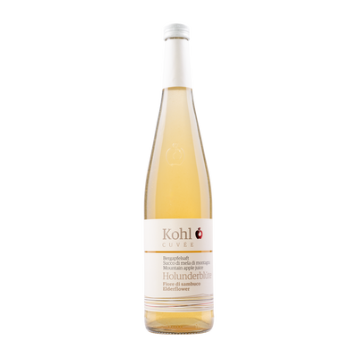 Apple juice with elderflower